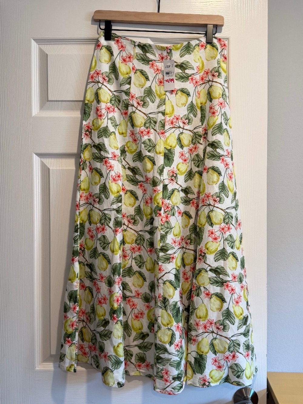 LOFT Linen Skirt NEW!